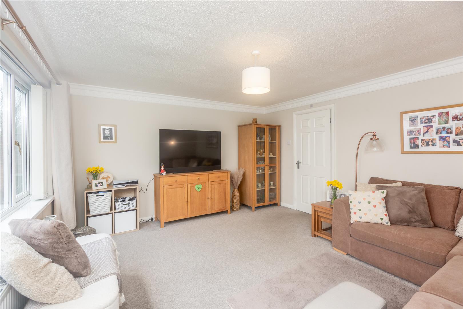 Heol Treffynnon, Parc Gwernfadog, Swansea, SA6 6SE